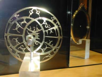 medium_astrolabe.jpg